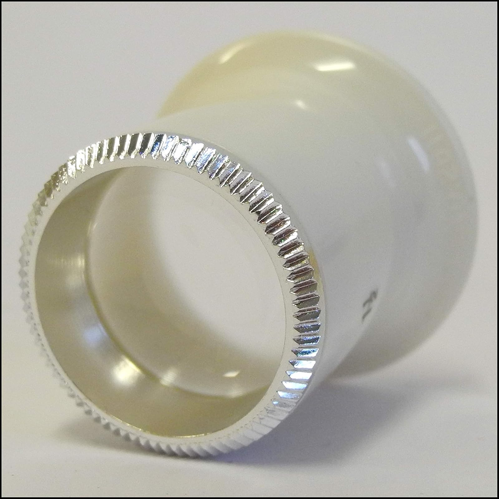 White Eyeglass 4x Mag 2.5" Focal Length watchmaker loupe
